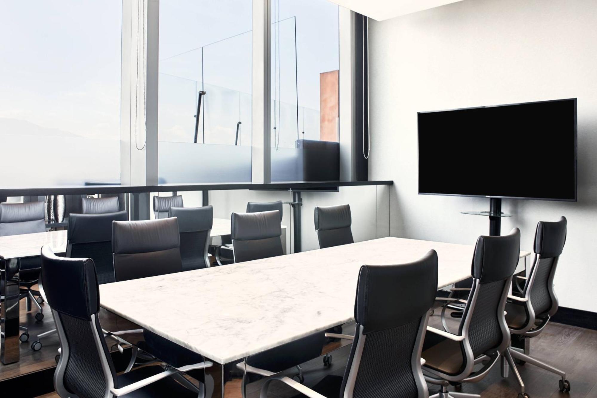 Ac By Marriott Cenco Costanera Santiago