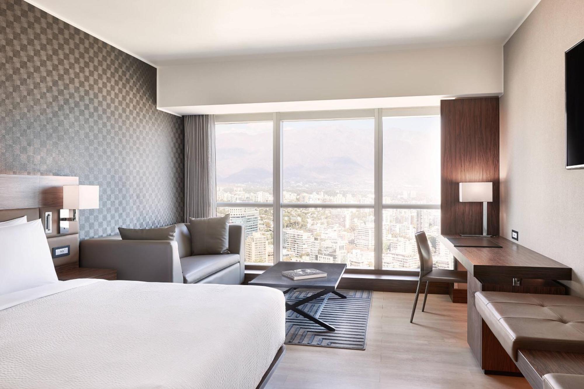 Hotel Ac By Marriott Cenco Costanera Santiago